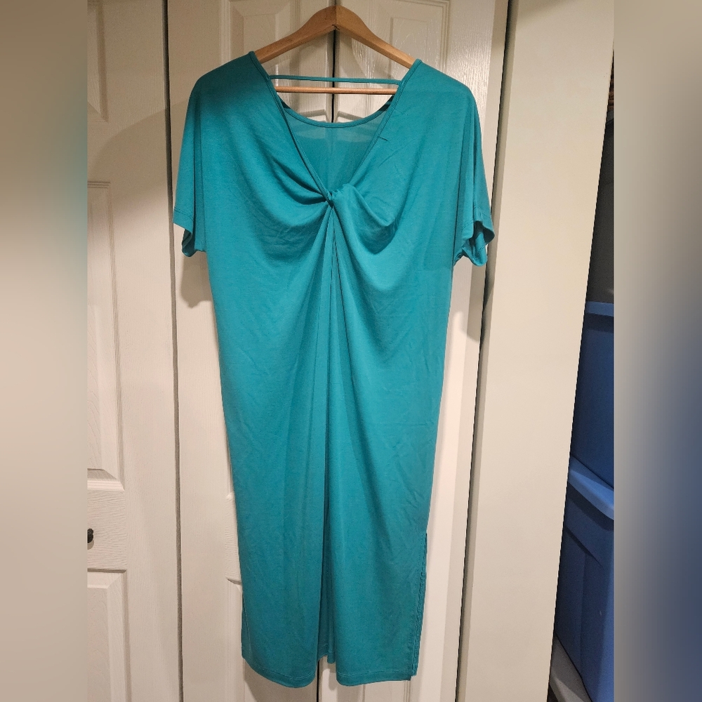 NWT LILI SIDONIO Short Sleeve Knit Dress w/Side Slits & Cut-out Open Back XS/S